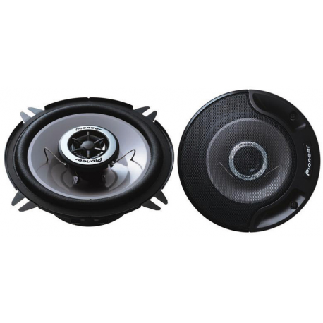 Pair of pioneer speakers - 130w