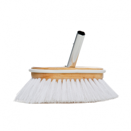 Varnished wooden brush with high quality bristles