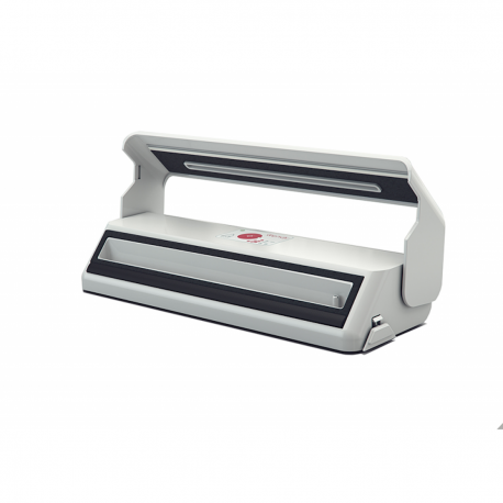 Vacuum packaging machine